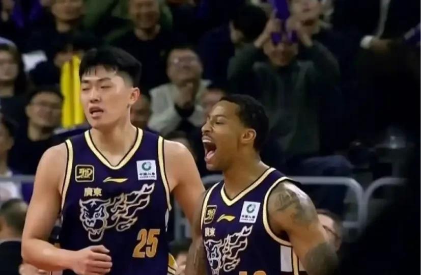 爱尔兰篮球队火力全开压倒对手