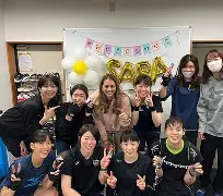 奥特娘陷入苦战