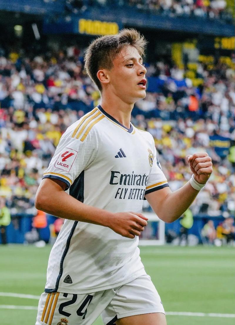 比利亚雷亚尔前锋状态回暖,成为进球功臣了吗