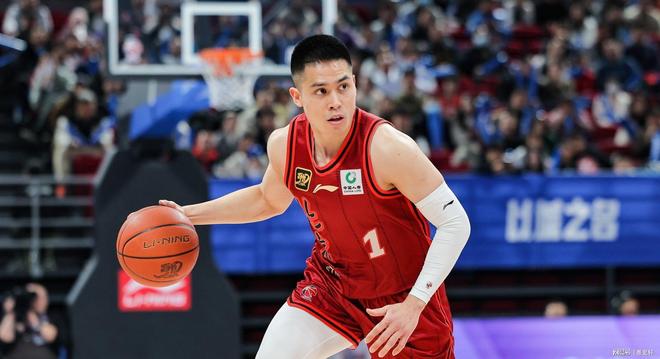 湖人vs步行者全场录像回放