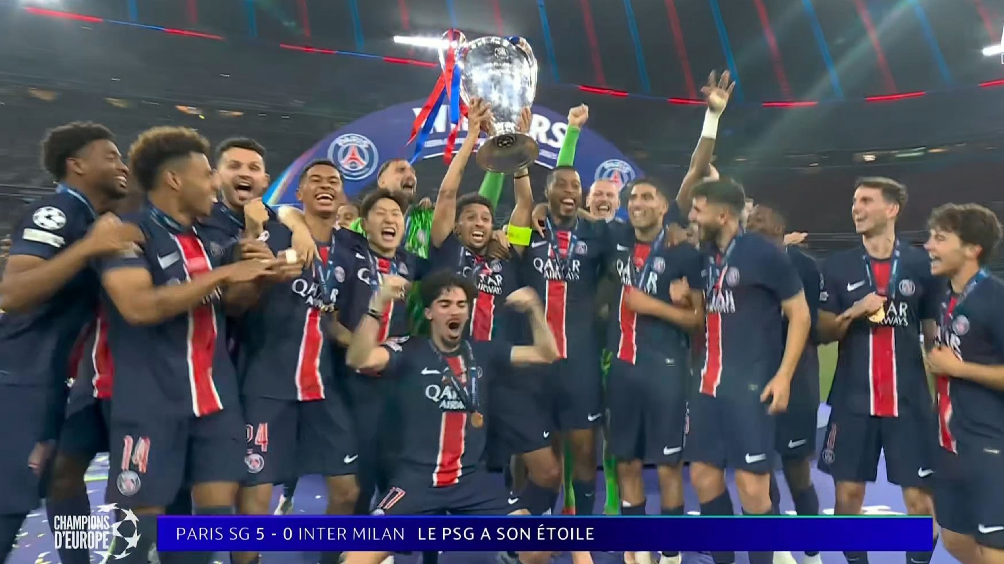 法国队在足球大赛上大放异彩,夺得桂冠了吗