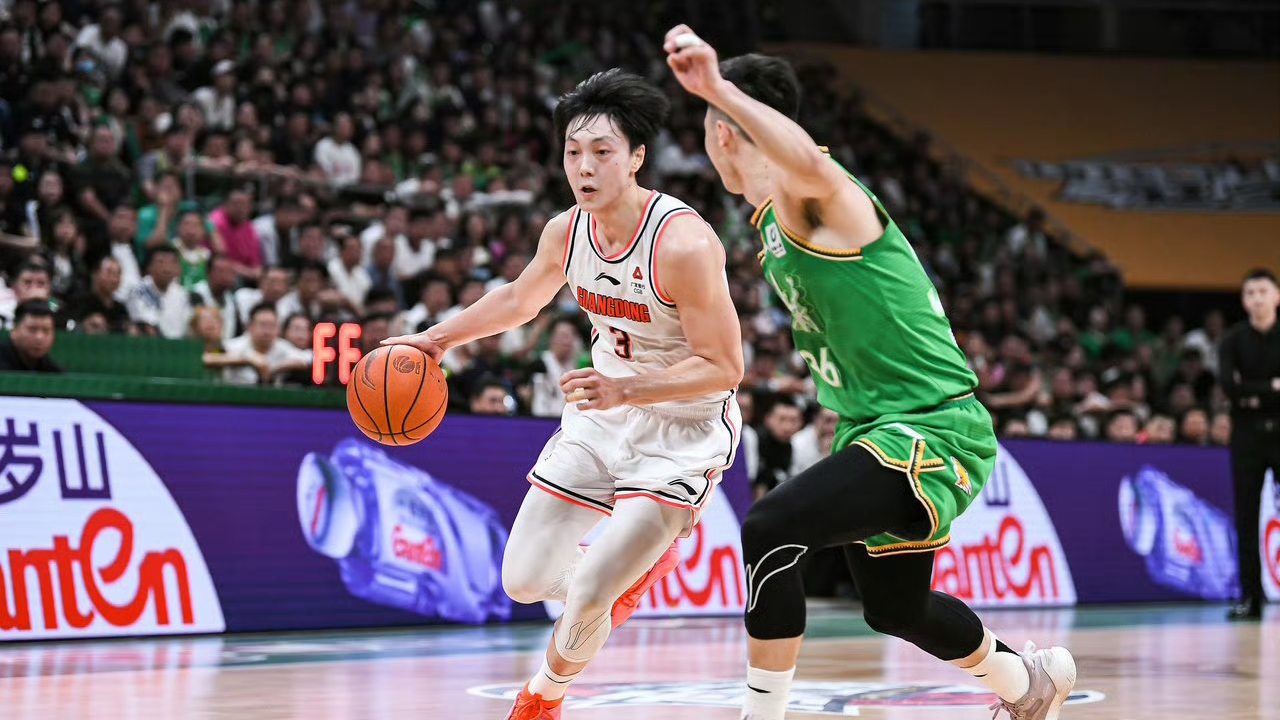 吉林男篮实力出击,轻松击败对手夺冠军是谁