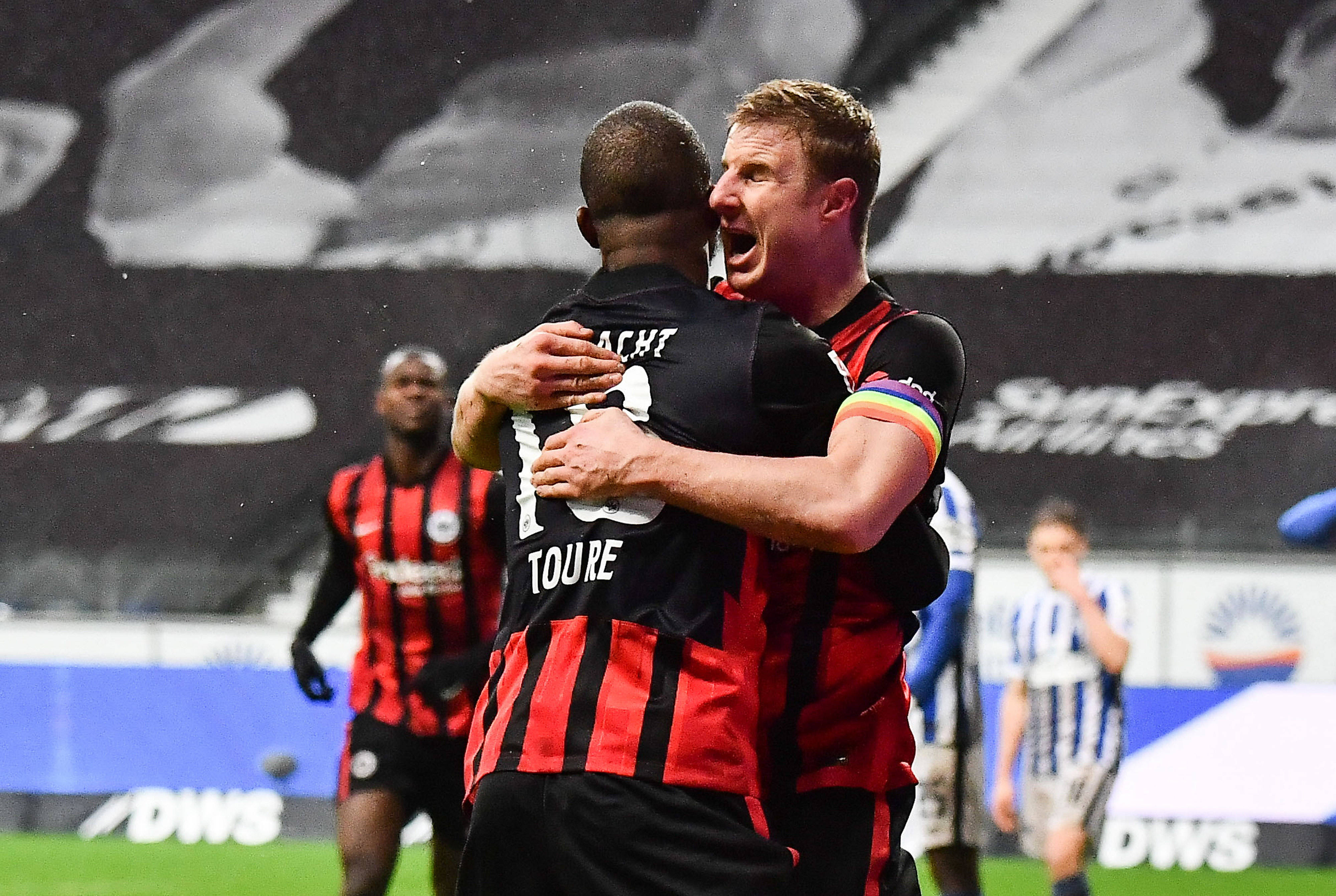 拜仁慕尼黑vs法兰克福结果