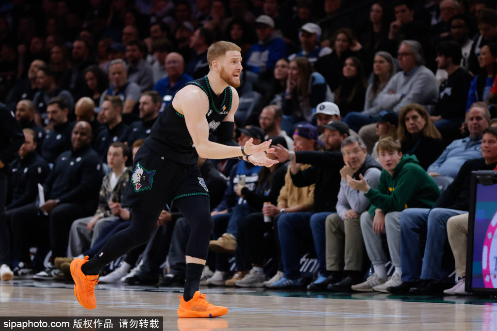 开元-nba塔图姆个人资料