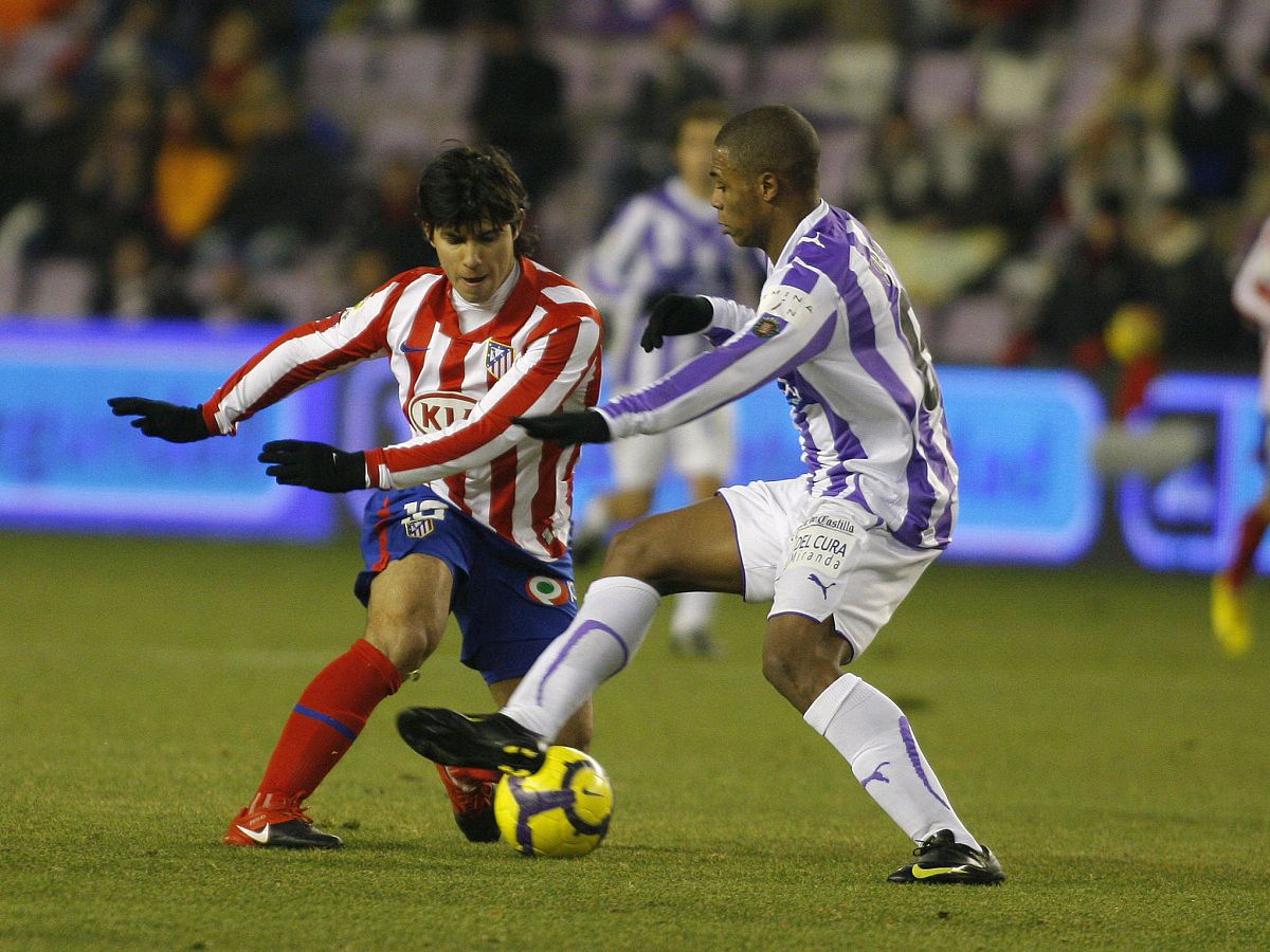 开元-雷加利斯足球俱乐部