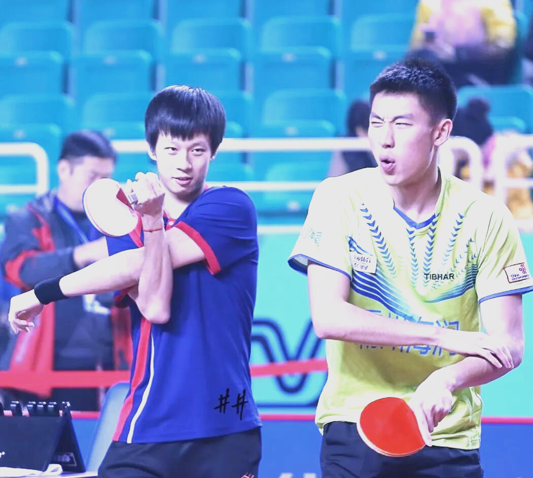 一场激烈的对决展现了球员们的精彩技艺修改病句